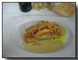 Bacalao encebollado en su jugo