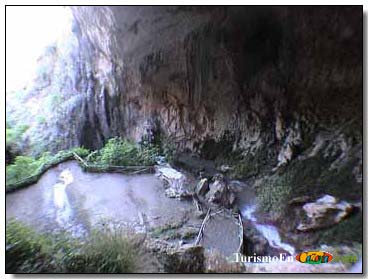 Vista de La Cueva del Agua 