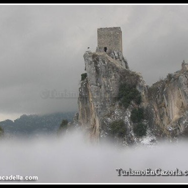 Niebla y Castillo
