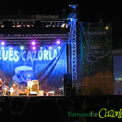 blues-cazorla-noche-2007-06.jpg