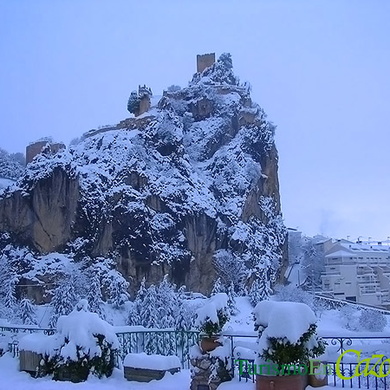 Castillo de la Iruela en la nevada de 2007