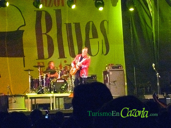 blues-cazorla-2008-viernes-noche-6.jpg