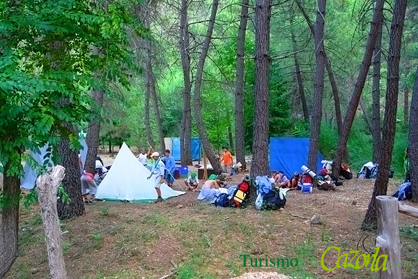acampada-fuente-cerezos.jpg